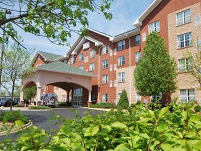 Hawthorn Suites By Wyndham Louisville East מראה חיצוני תמונה