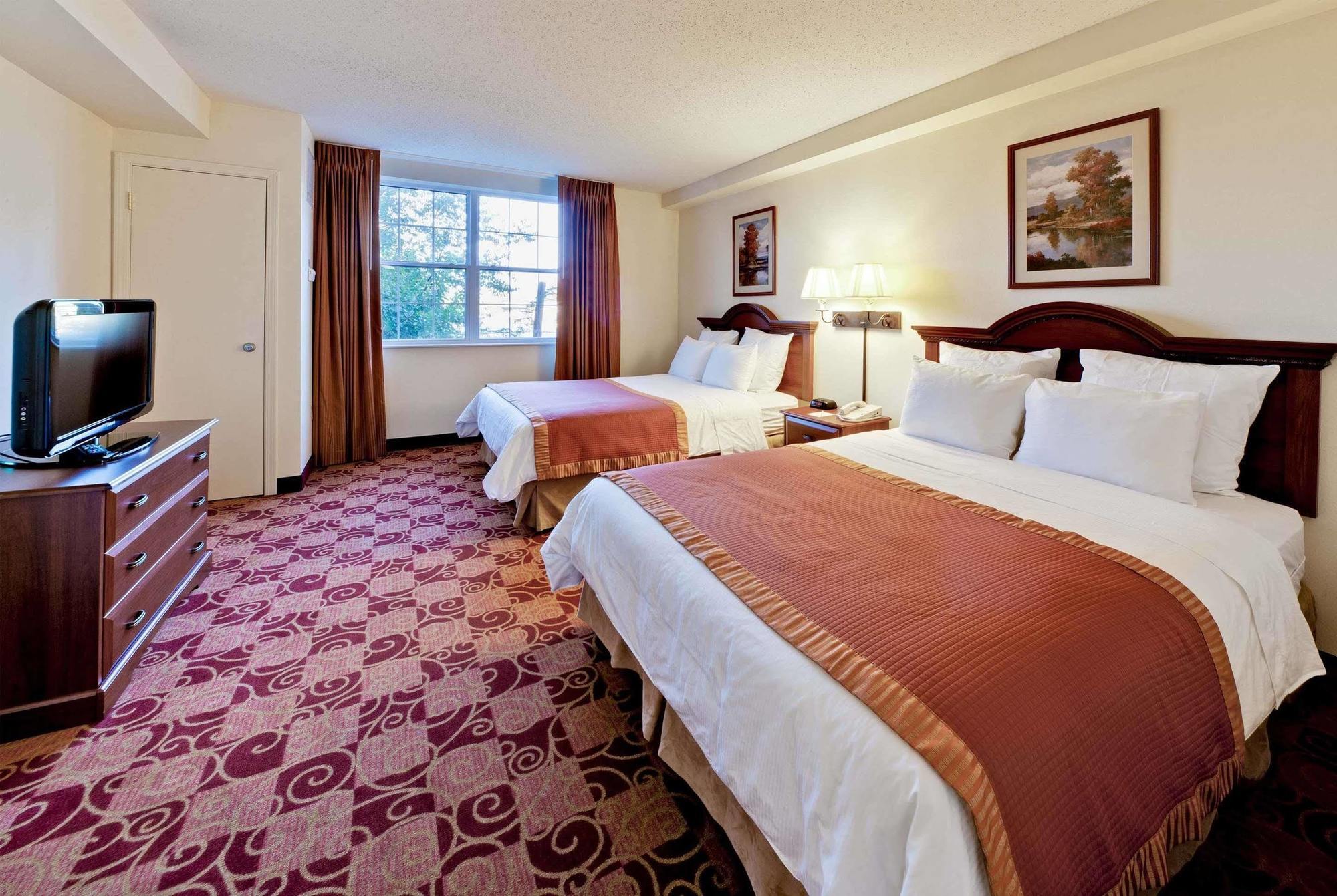 Hawthorn Suites By Wyndham Louisville East מראה חיצוני תמונה